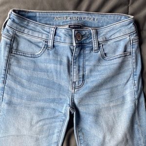 American Eagle short cut skinny jeans!